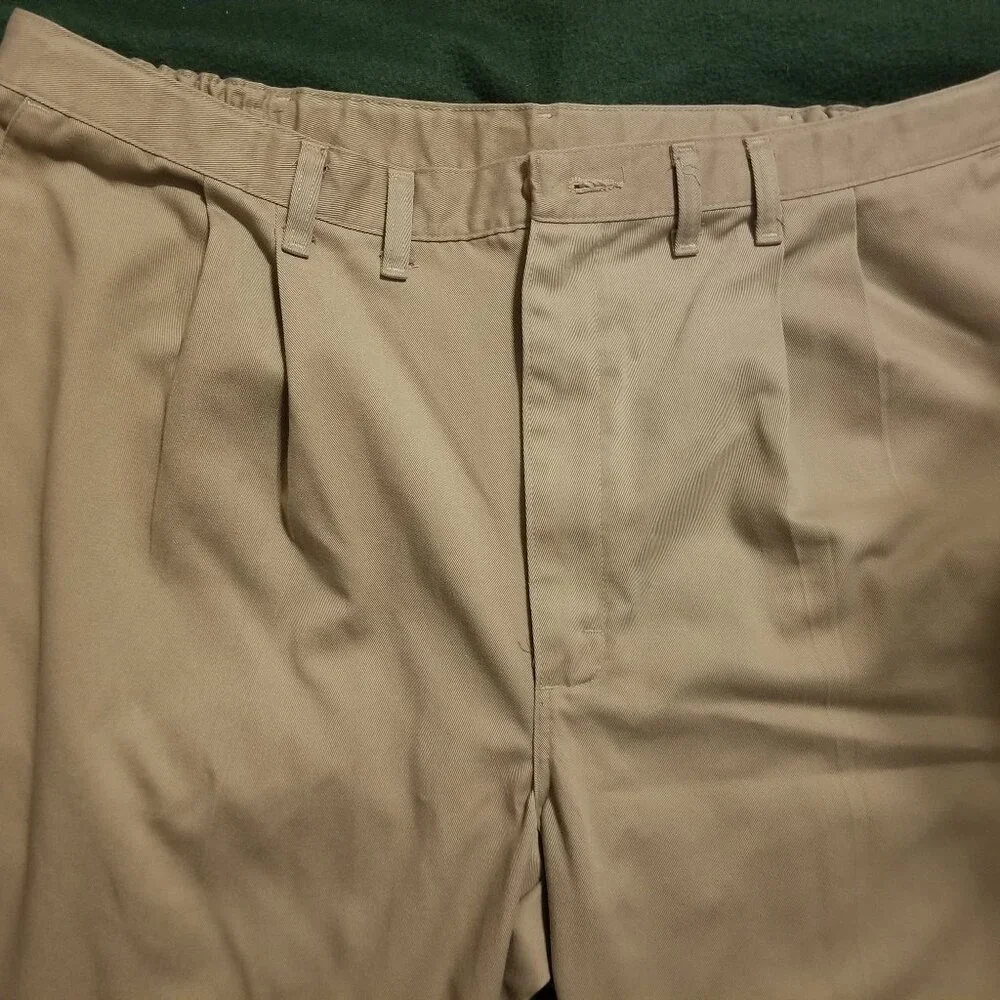 Legendary Gold 44 x 30 tan khaki pants with expanding waist band